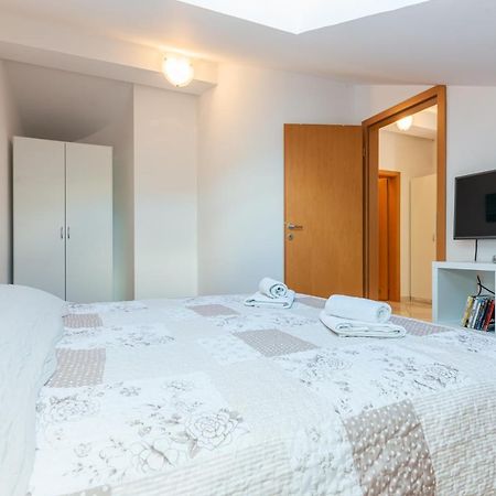 Apartment Mimoza 6, Baska, Krk Exterior photo