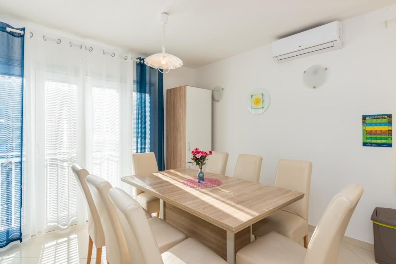 Apartment Mimoza 6, Baska, Krk Exterior photo