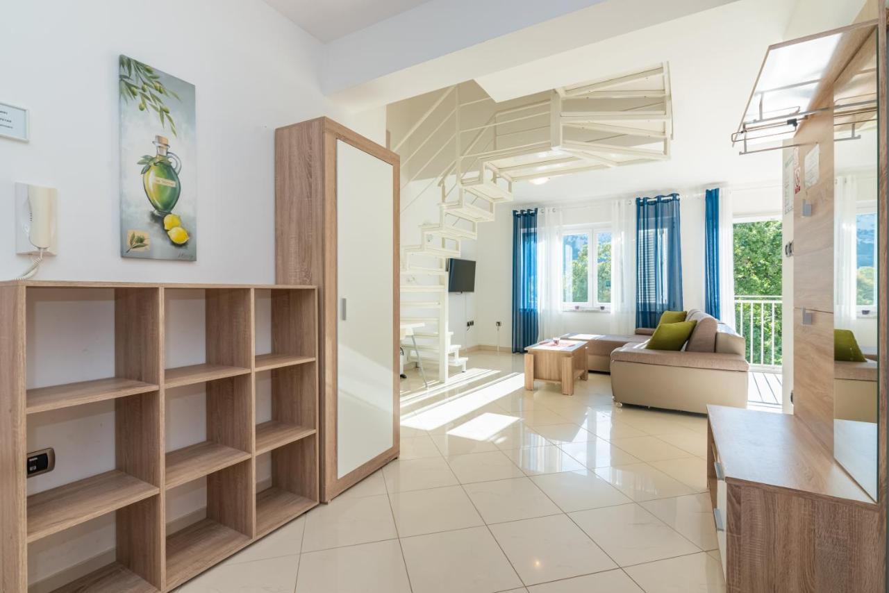 Apartment Mimoza 6, Baska, Krk Exterior photo