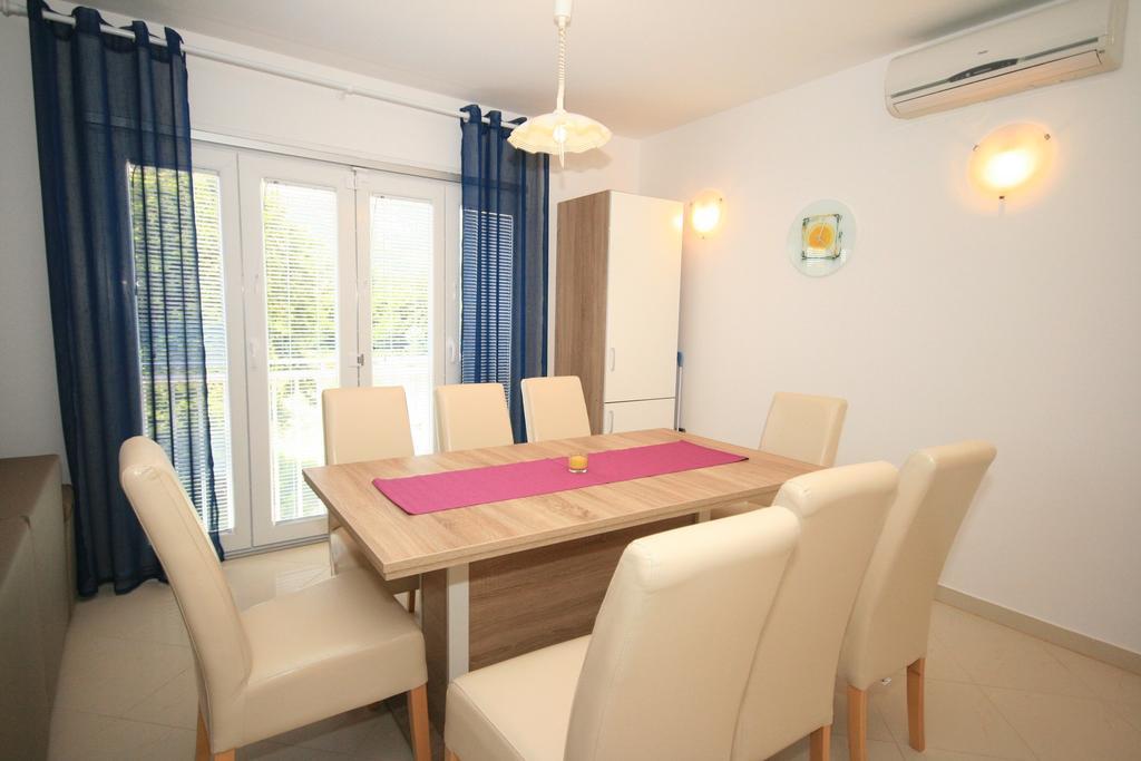 Apartment Mimoza 6, Baska, Krk Exterior photo
