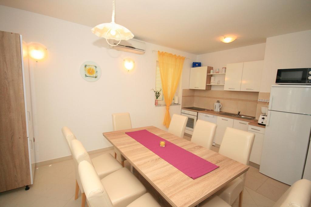 Apartment Mimoza 6, Baska, Krk Exterior photo