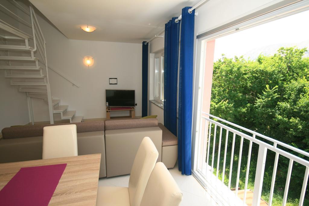 Apartment Mimoza 6, Baska, Krk Exterior photo